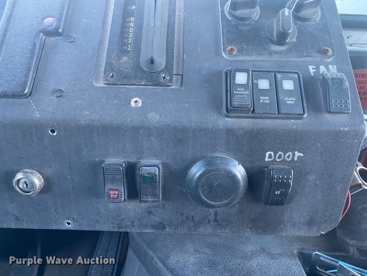 image for item DL6864 2003 Workhorse P42  delivery truck