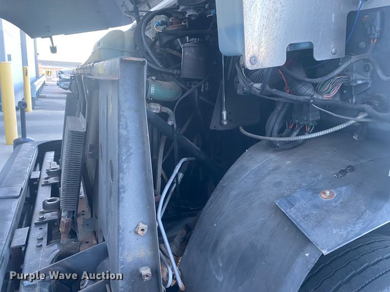 image for item DL6864 2003 Workhorse P42  delivery truck