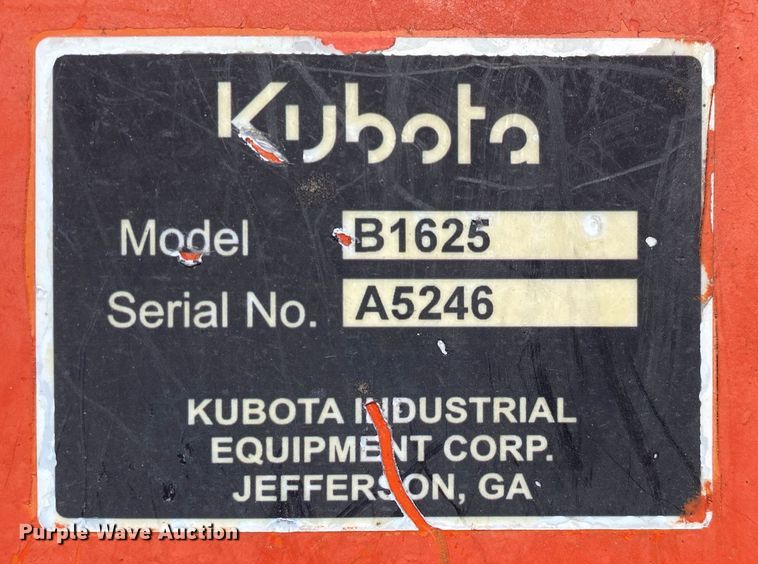 image for item DM4095 Kubota B2601HSD  MFWD tractor