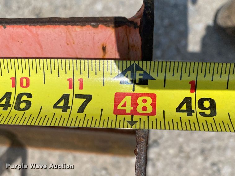 image for item DM4095 Kubota B2601HSD  MFWD tractor