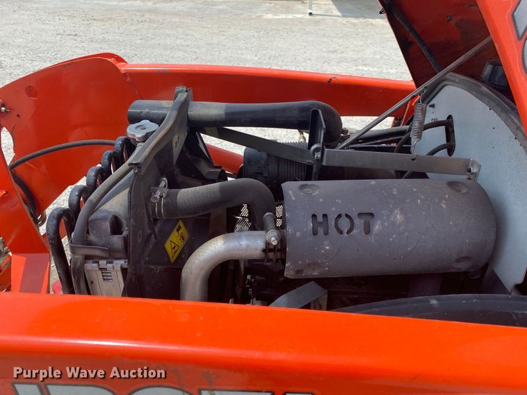 image for item DM4095 Kubota B2601HSD  MFWD tractor