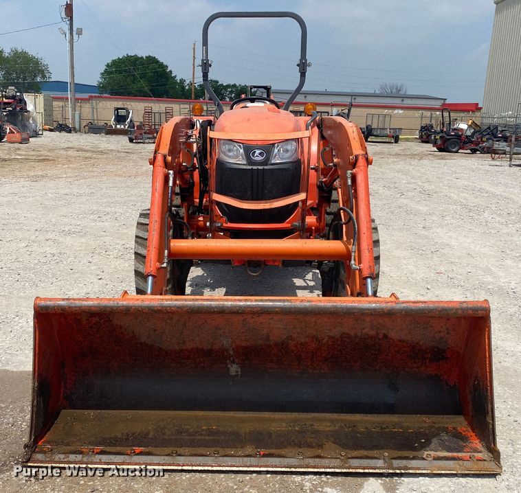 image for item DM4096 Kubota L4701D  MFWD tractor