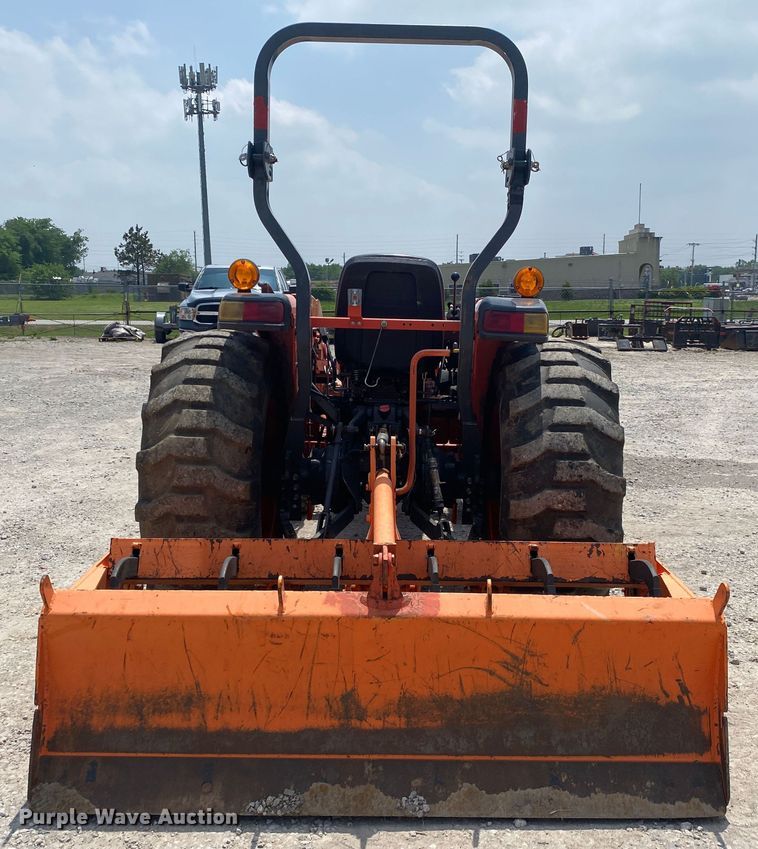 image for item DM4096 Kubota L4701D  MFWD tractor