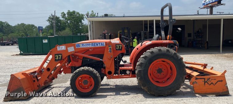 image for item DM4096 Kubota L4701D  MFWD tractor