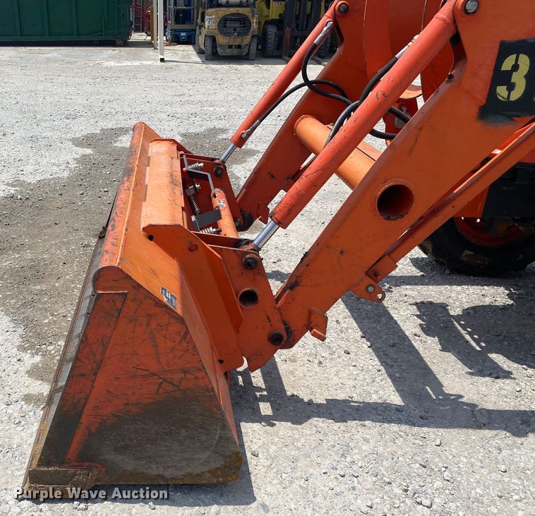 image for item DM4096 Kubota L4701D  MFWD tractor