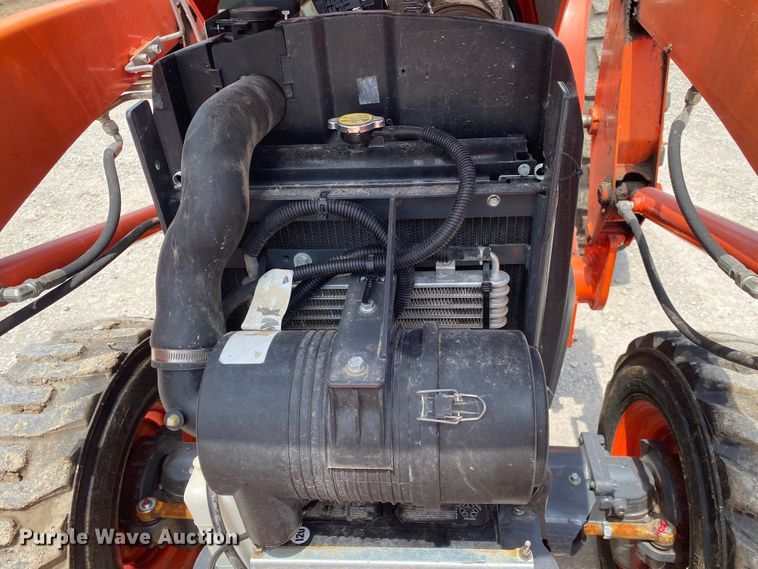 image for item DM4096 Kubota L4701D  MFWD tractor