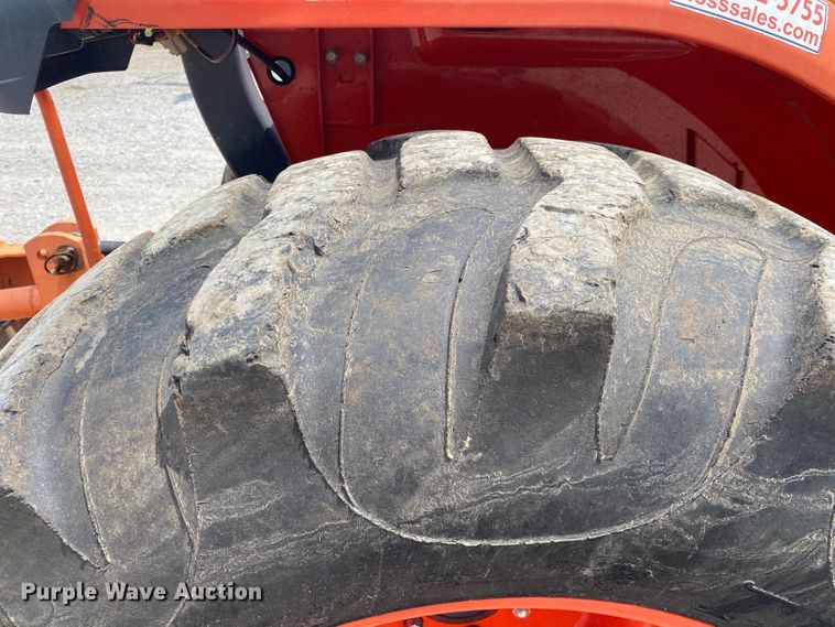 image for item DM4096 Kubota L4701D  MFWD tractor