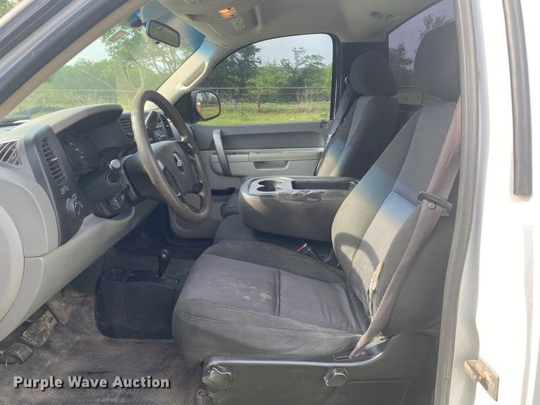 image for item DM4106 2010 Chevrolet Silverado 1500  pickup truck