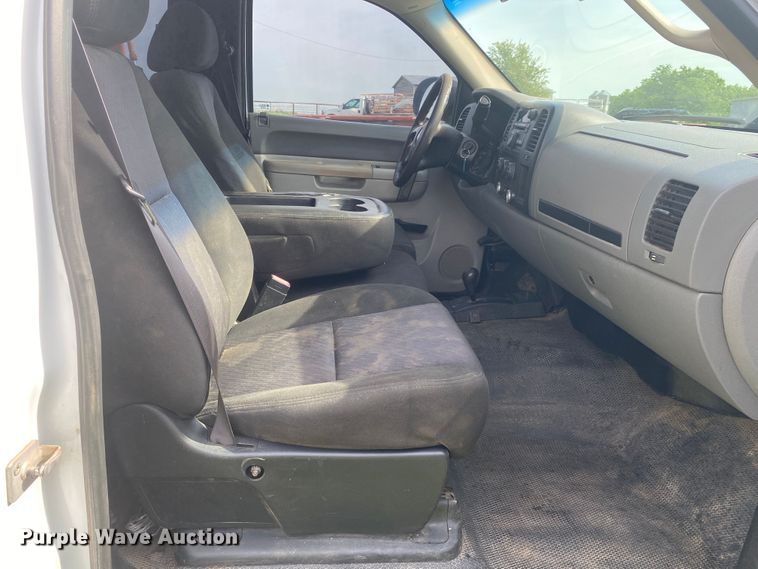 image for item DM4106 2010 Chevrolet Silverado 1500  pickup truck