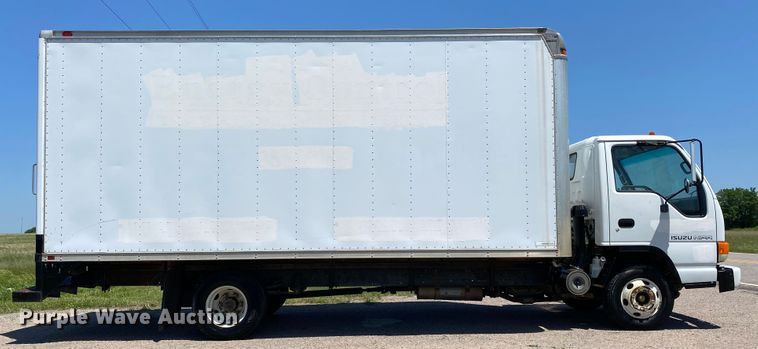 image for item DM4125 2005 Isuzu NPR  box truck