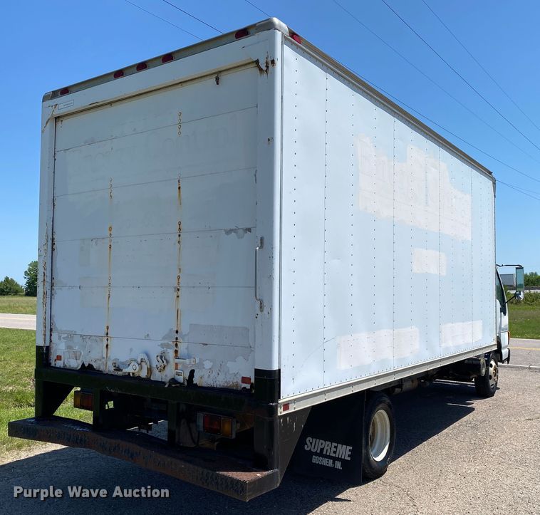 image for item DM4125 2005 Isuzu NPR  box truck