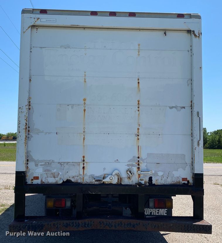 image for item DM4125 2005 Isuzu NPR  box truck