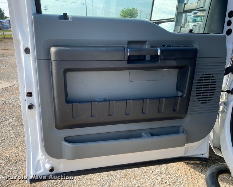 image for item DM4126 2016 Ford F450 Super Duty XL  Crew Cab dump flatbed truck