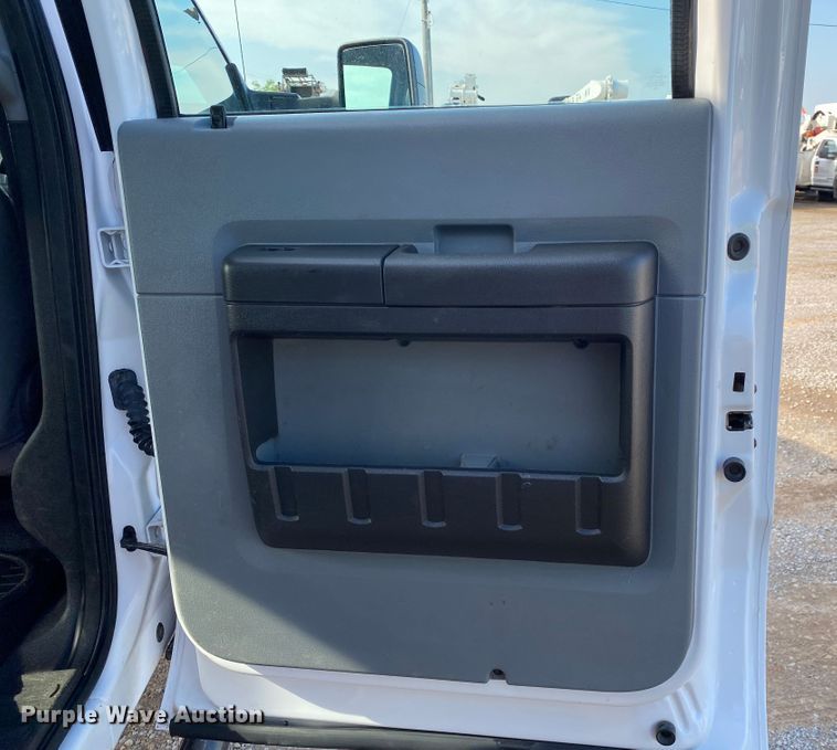 image for item DM4126 2016 Ford F450 Super Duty XL  Crew Cab dump flatbed truck