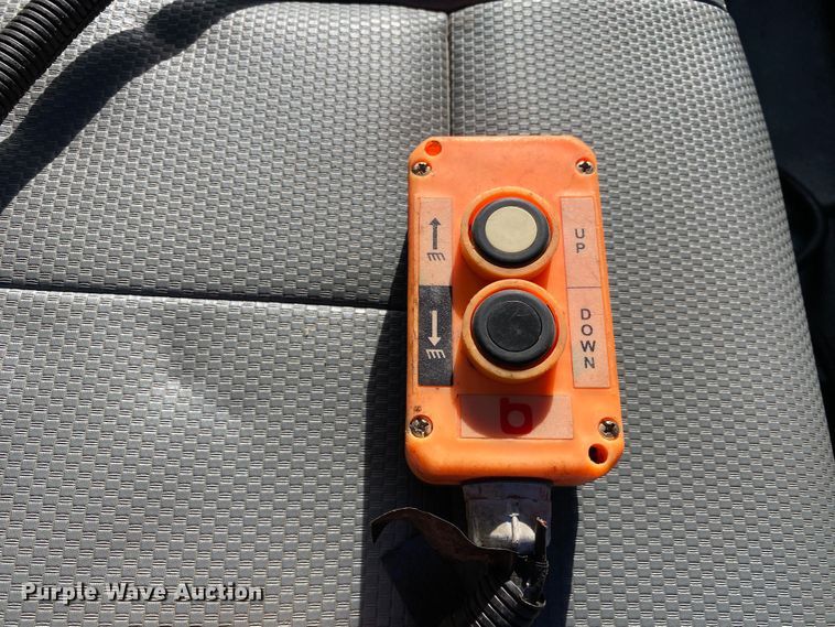 image for item DM4126 2016 Ford F450 Super Duty XL  Crew Cab dump flatbed truck