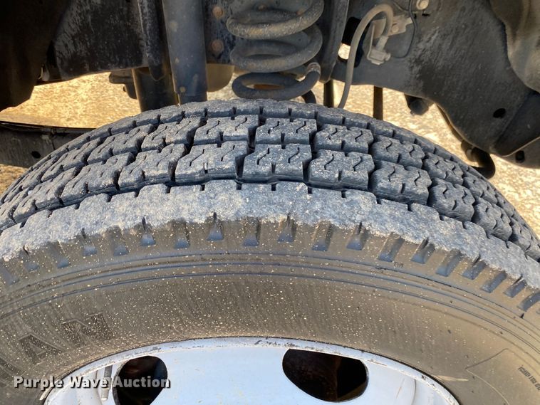 image for item DM4126 2016 Ford F450 Super Duty XL  Crew Cab dump flatbed truck