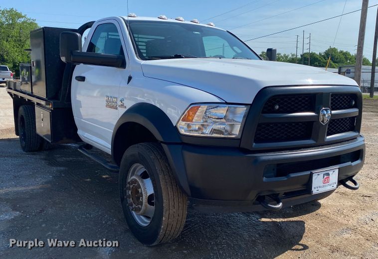 image for item DM4128 2018 Dodge Ram 5500HD flatbed truck