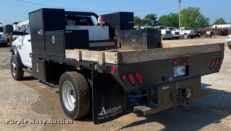 image for item DM4128 2018 Dodge Ram 5500HD flatbed truck