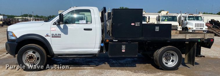 image for item DM4128 2018 Dodge Ram 5500HD flatbed truck