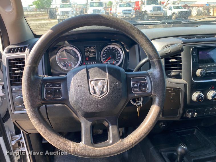 image for item DM4128 2018 Dodge Ram 5500HD flatbed truck