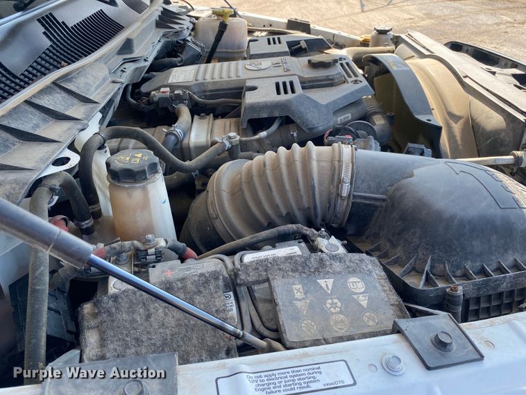 image for item DM4128 2018 Dodge Ram 5500HD flatbed truck