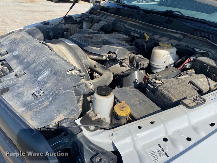 image for item DM4128 2018 Dodge Ram 5500HD flatbed truck