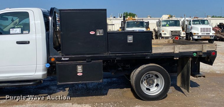 image for item DM4128 2018 Dodge Ram 5500HD flatbed truck