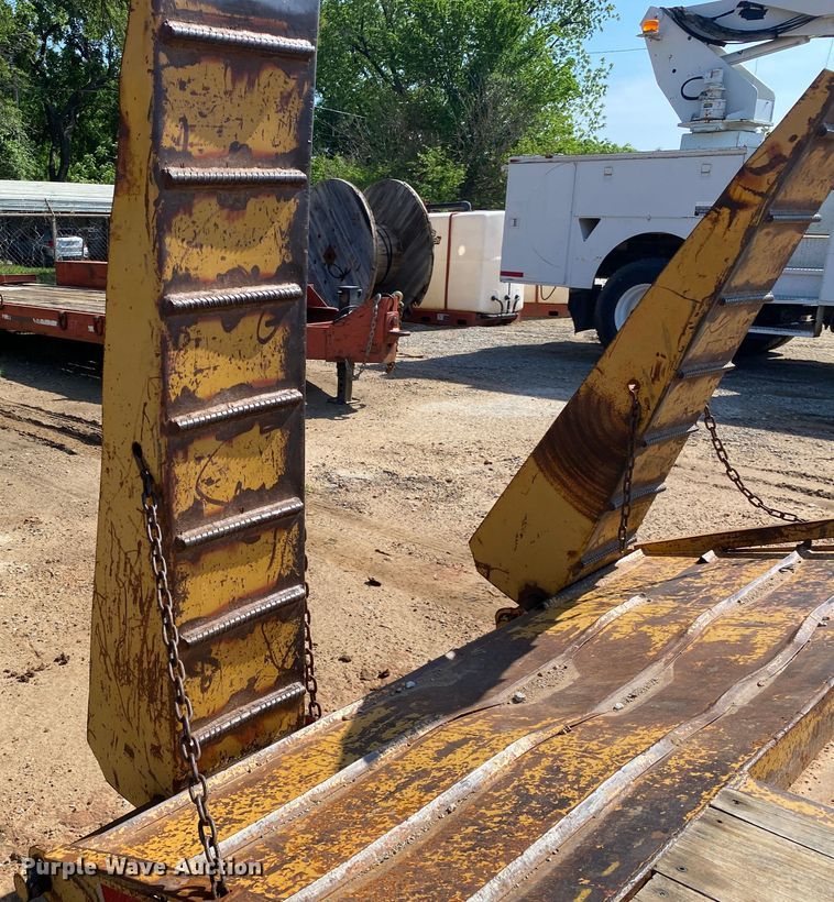 image for item DM4133 2008 Belshe DB9T  equipment trailer