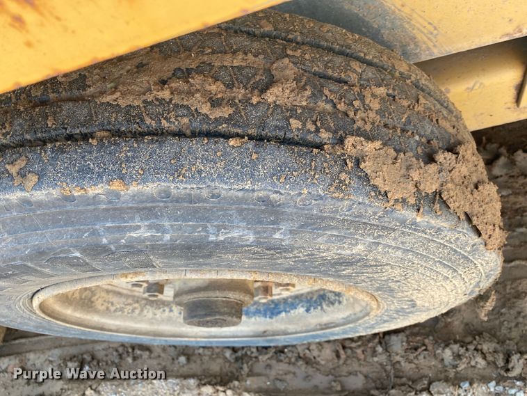 image for item DM4133 2008 Belshe DB9T  equipment trailer