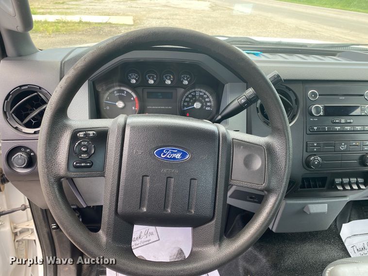 image for item DM4142 2011 Ford F550  flatbed truck