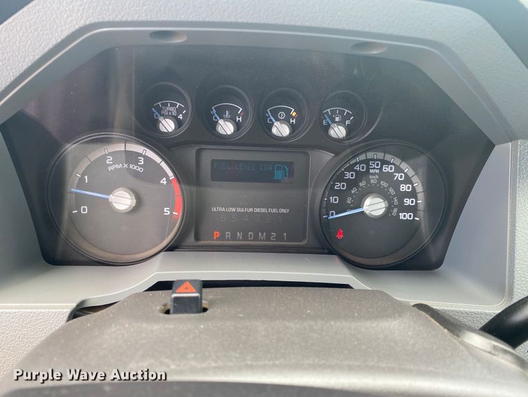 image for item DM4142 2011 Ford F550  flatbed truck