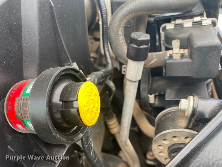 image for item DM4142 2011 Ford F550  flatbed truck