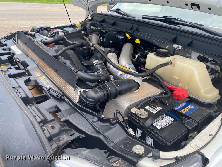 image for item DM4142 2011 Ford F550  flatbed truck