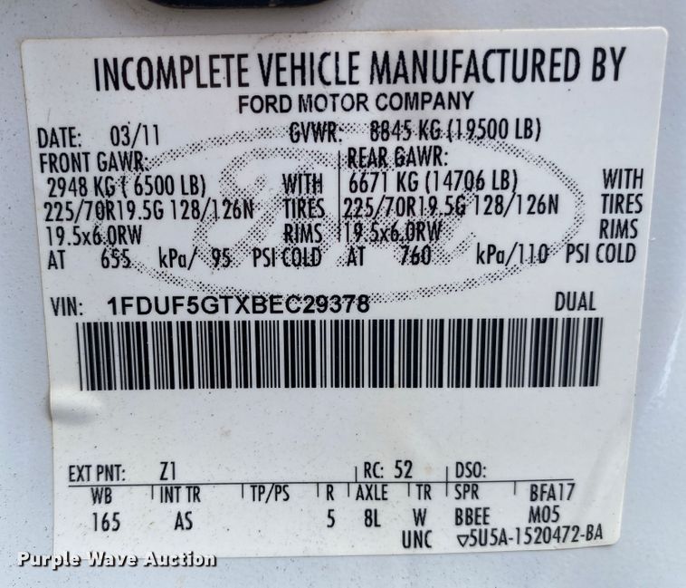 image for item DM4142 2011 Ford F550  flatbed truck