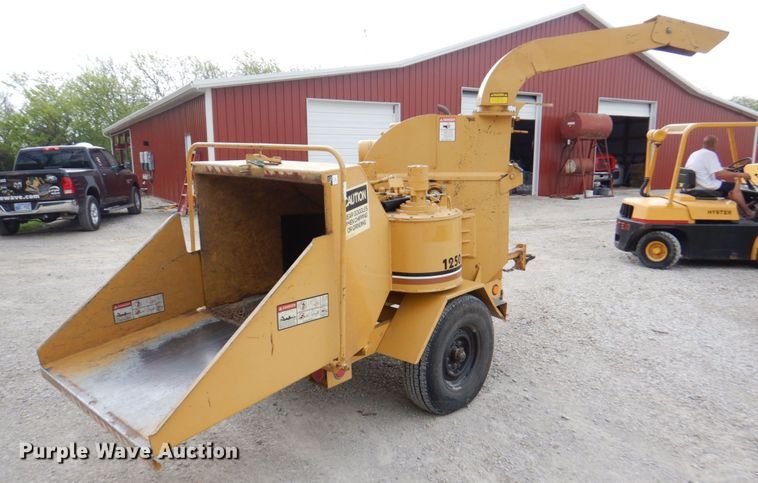 image for item DM6186 1990 Vermeer 1250BC  wood chipper