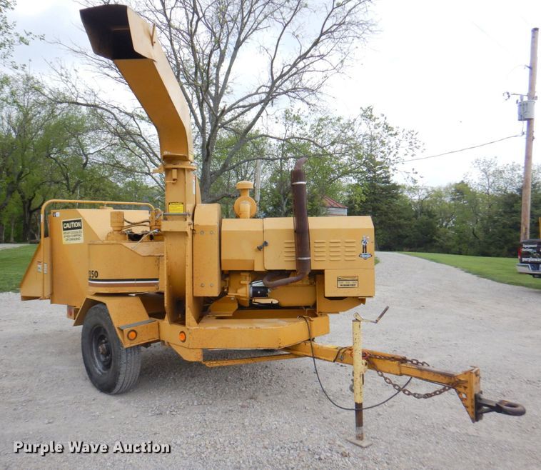 image for item DM6186 1990 Vermeer 1250BC  wood chipper