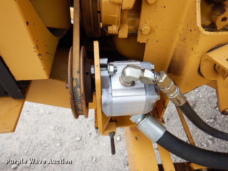 image for item DM6186 1990 Vermeer 1250BC  wood chipper