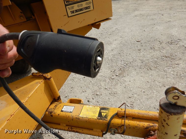 image for item DM6186 1990 Vermeer 1250BC  wood chipper