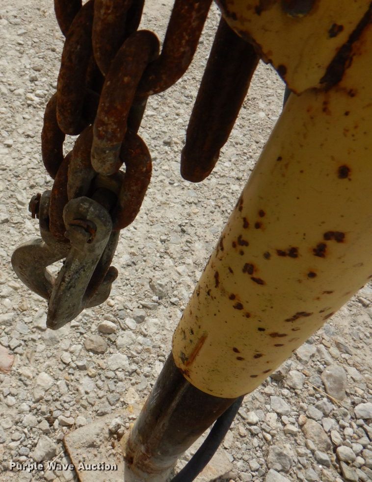 image for item DM6186 1990 Vermeer 1250BC  wood chipper