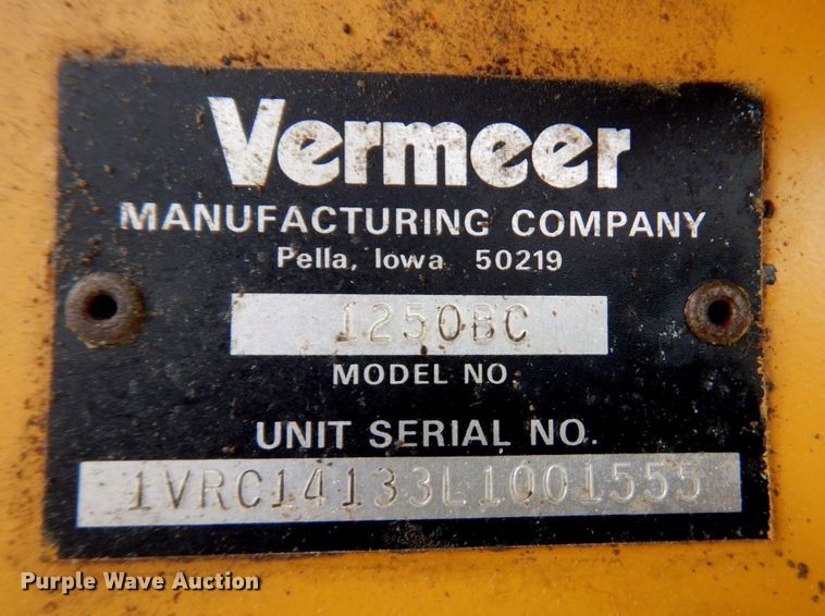 image for item DM6186 1990 Vermeer 1250BC  wood chipper