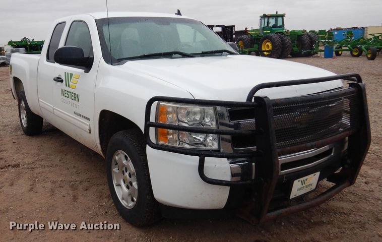 image for item DN0296 2010 Chevrolet Silverado 1500  Ext. Cab pickup truck
