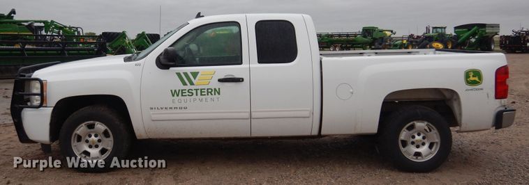 image for item DN0296 2010 Chevrolet Silverado 1500  Ext. Cab pickup truck