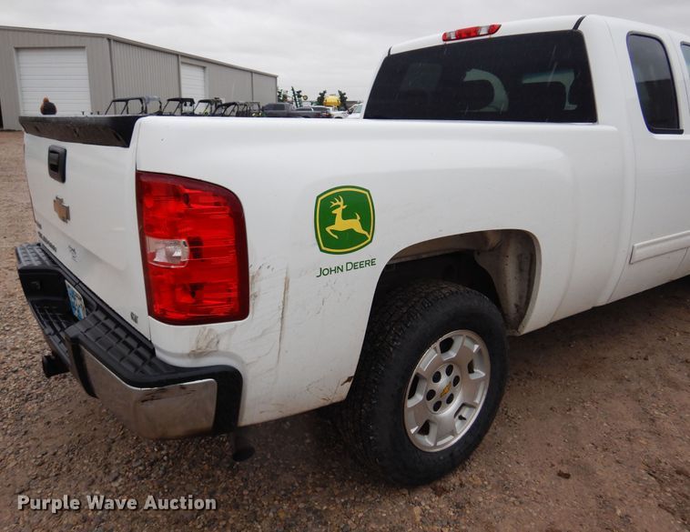 image for item DN0296 2010 Chevrolet Silverado 1500  Ext. Cab pickup truck