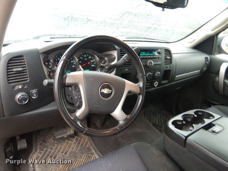 image for item DN0296 2010 Chevrolet Silverado 1500  Ext. Cab pickup truck