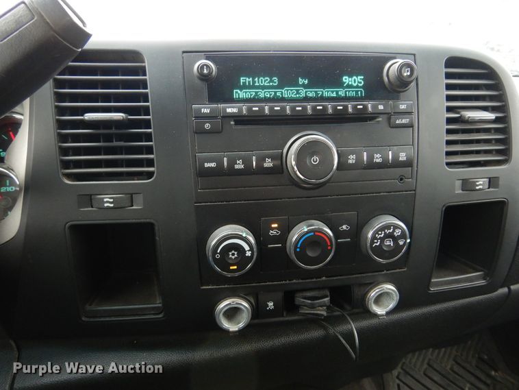 image for item DN0296 2010 Chevrolet Silverado 1500  Ext. Cab pickup truck