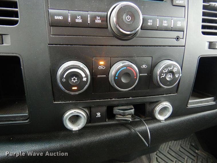 image for item DN0296 2010 Chevrolet Silverado 1500  Ext. Cab pickup truck