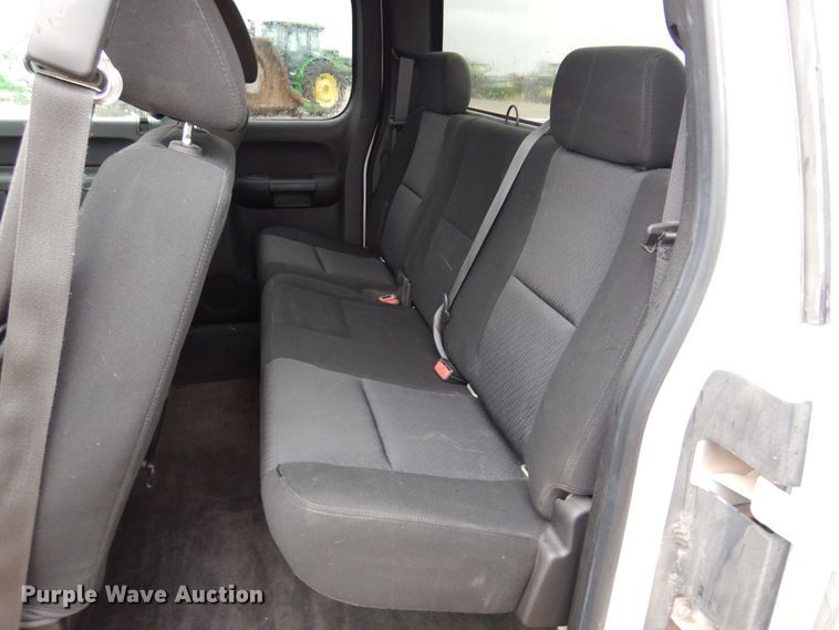 image for item DN0296 2010 Chevrolet Silverado 1500  Ext. Cab pickup truck