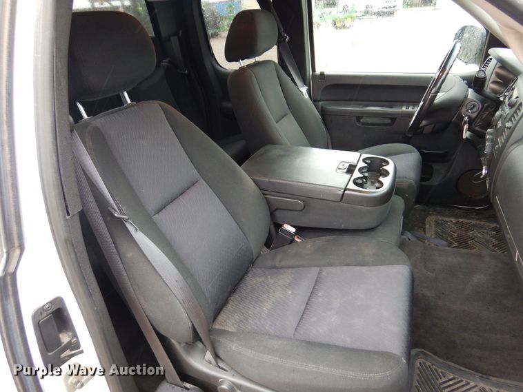 image for item DN0296 2010 Chevrolet Silverado 1500  Ext. Cab pickup truck