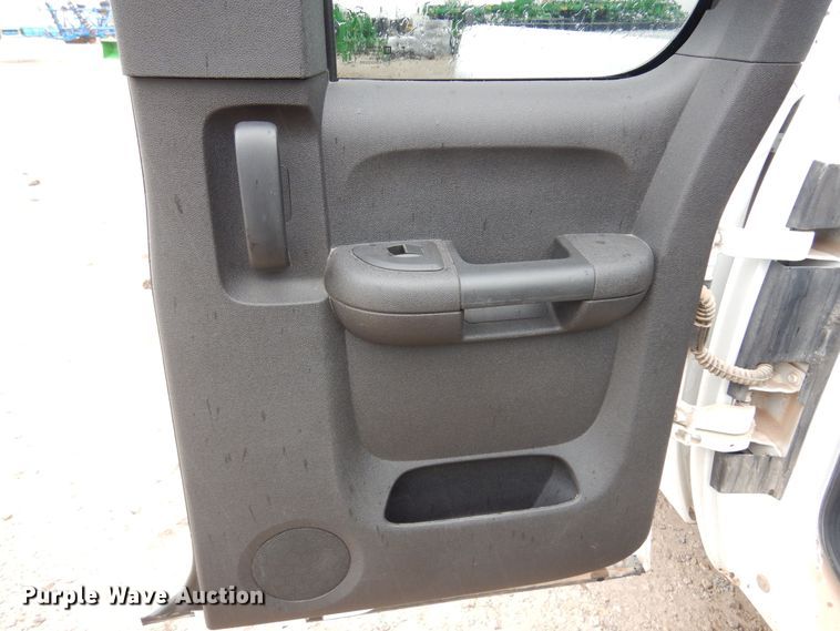 image for item DN0296 2010 Chevrolet Silverado 1500  Ext. Cab pickup truck