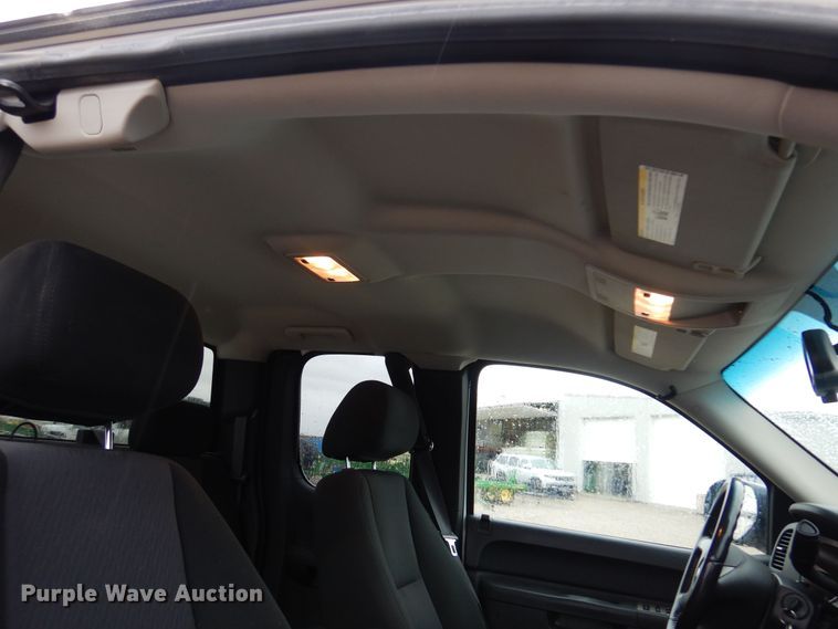 image for item DN0296 2010 Chevrolet Silverado 1500  Ext. Cab pickup truck